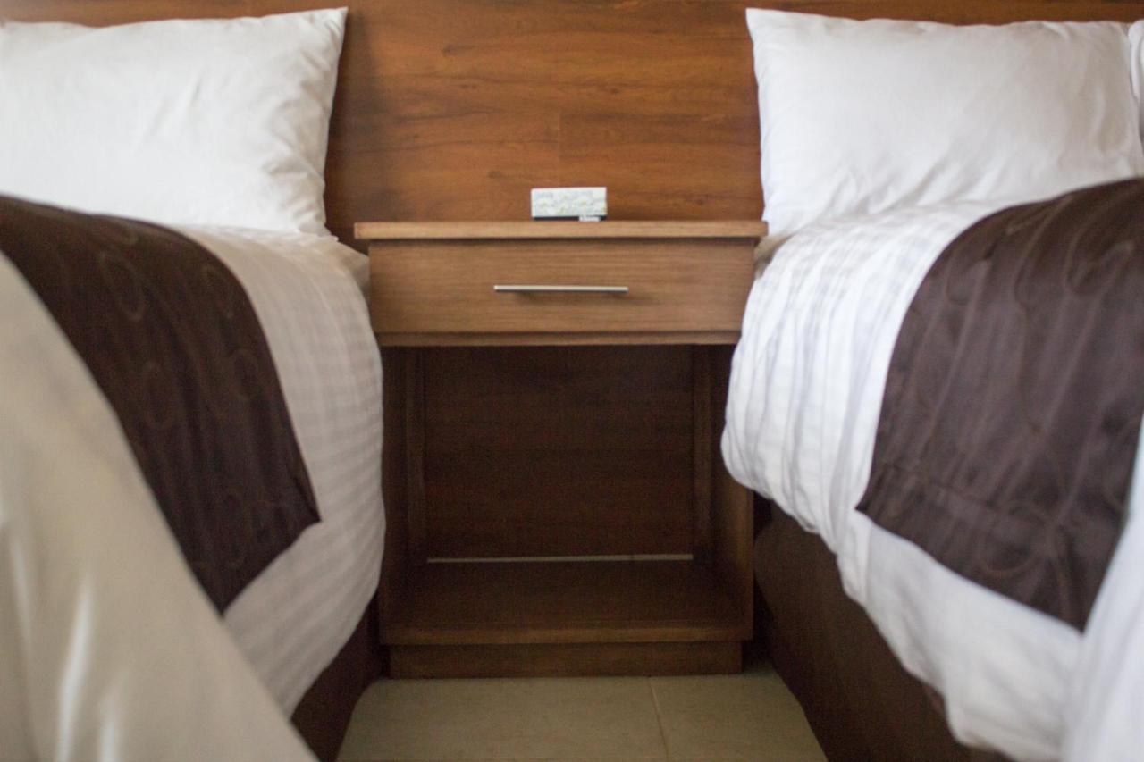 Madison Suites Cuauhtémoc Екстериор снимка